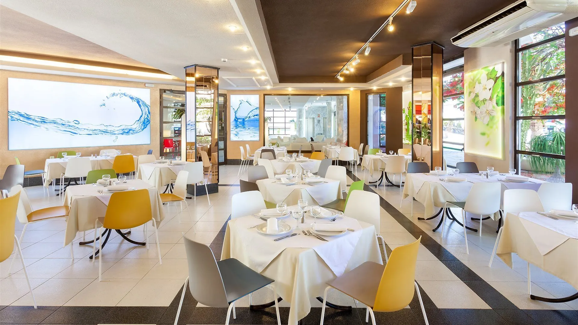 Aguamar Apartamentos, Los Cristianos Downtown Spain